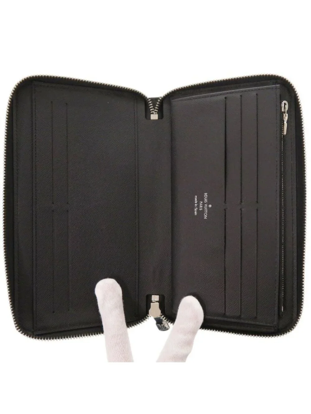 Louis Vuitton Zippy Organizer NM Taiga Zip Around Black Wallet